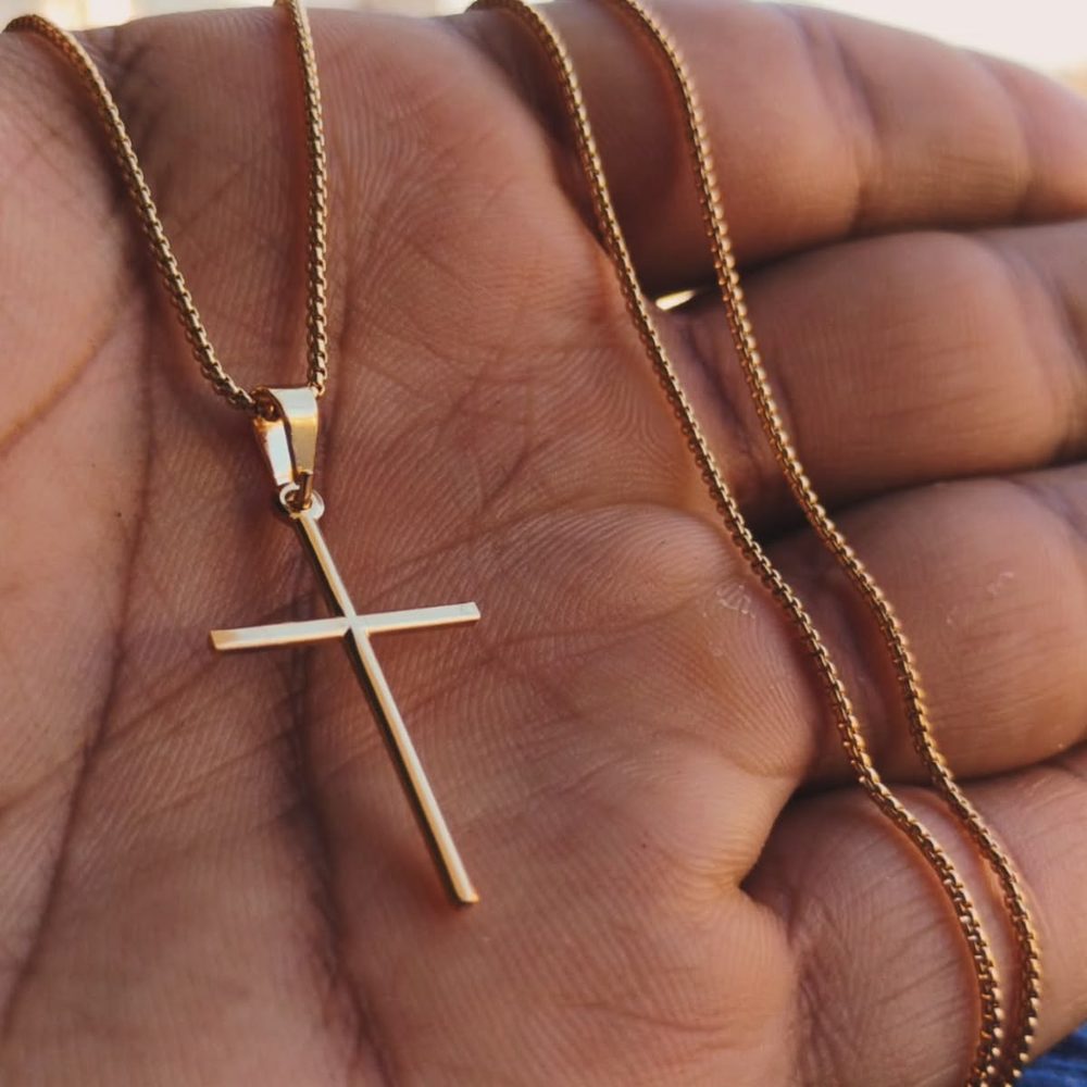 Crucifixo Palito — Palito polido, corrente veneziana em ouro 18k
